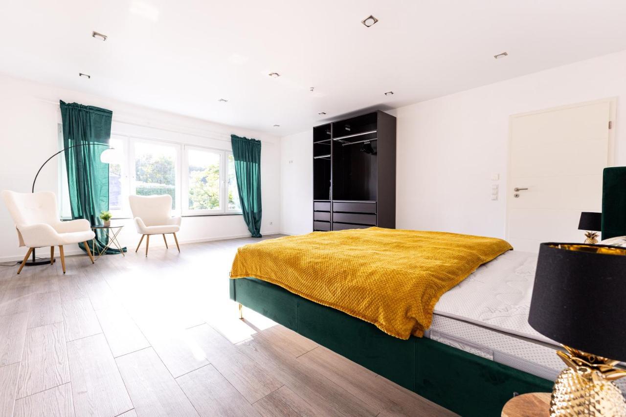 Design Apartment Zentral Fuer 6 In Andernach: Ausblick, Wifi, Kueche Екстериор снимка