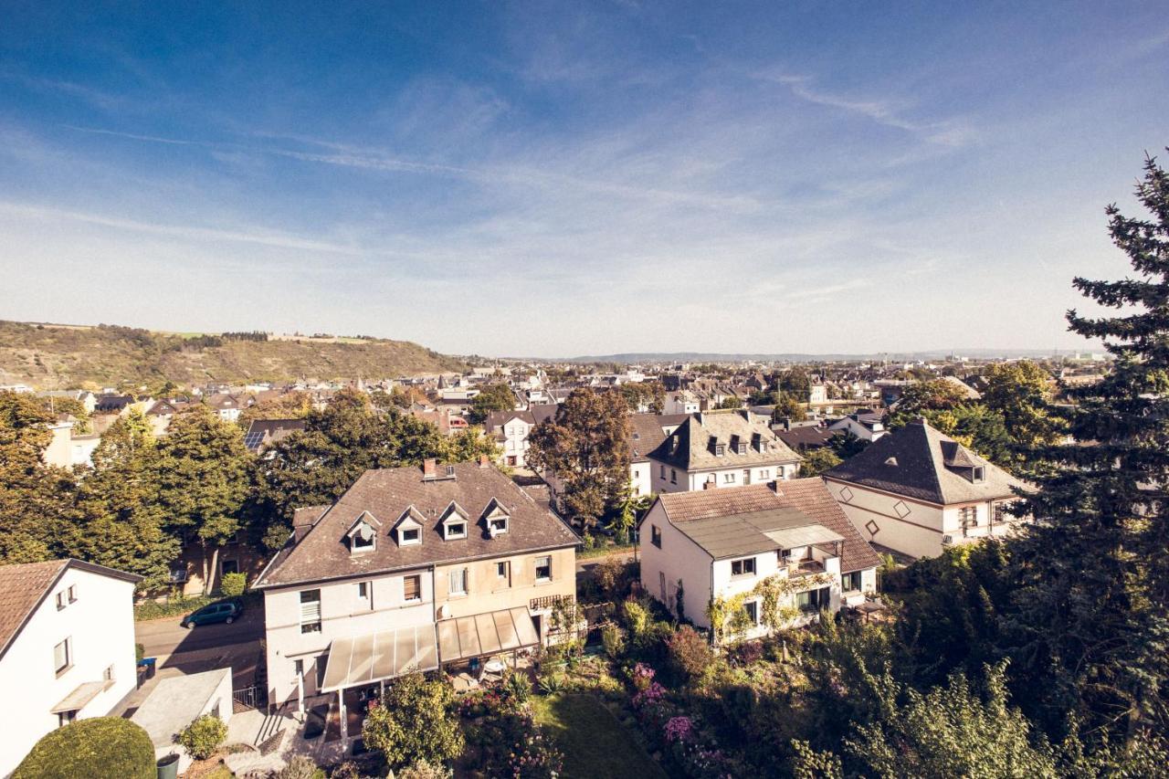 Design Apartment Zentral Fuer 6 In Andernach: Ausblick, Wifi, Kueche Екстериор снимка